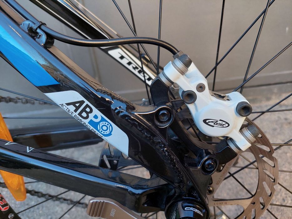 Велосипед двух подвес Trek Fuel EX 5