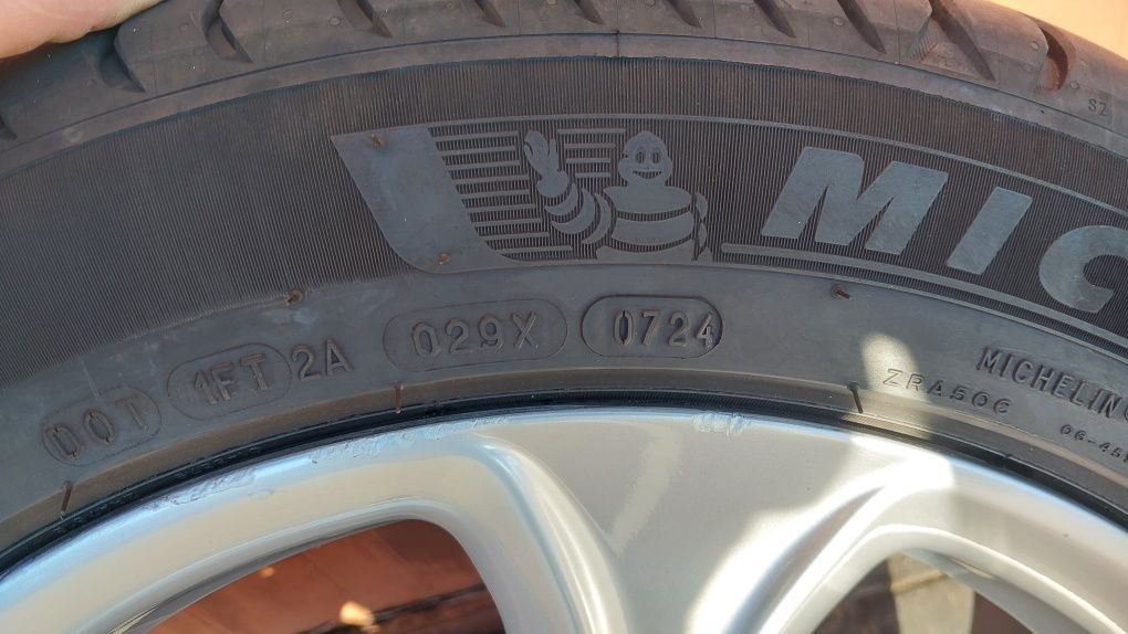 Koła Audi 17cali 7,5j et28  opony Michelin