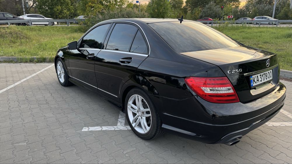 Mercedes-Benz C250