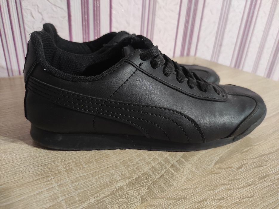 Кросівки Puma Roma