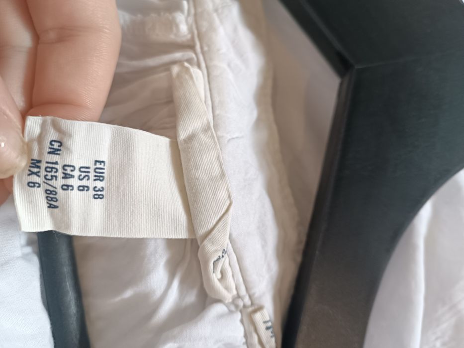 Bluzka elegancka galowa damska biała