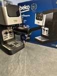Kolbowy ekspres do kawy BEKO caffe Experto