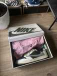Jordan 1 travis scott Olive
