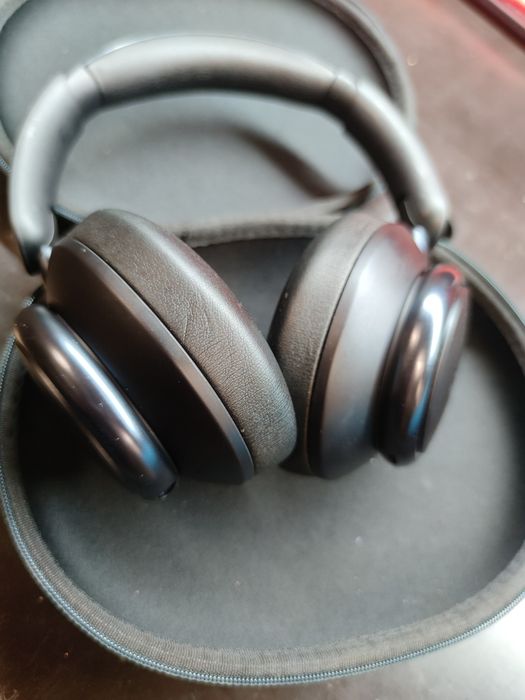 Навушники Anker Soundcore Q45 з мікрофоном.