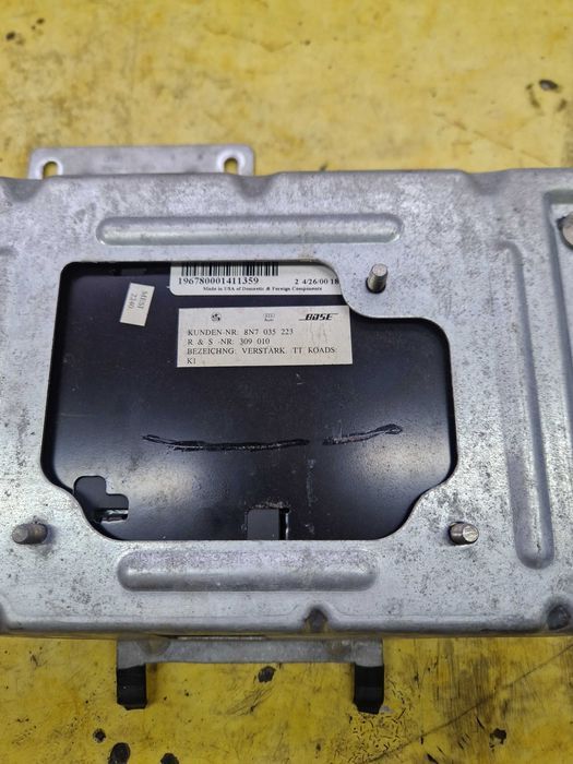 Wzmacniacz Bose Audi TT.8N 8N7.035.223