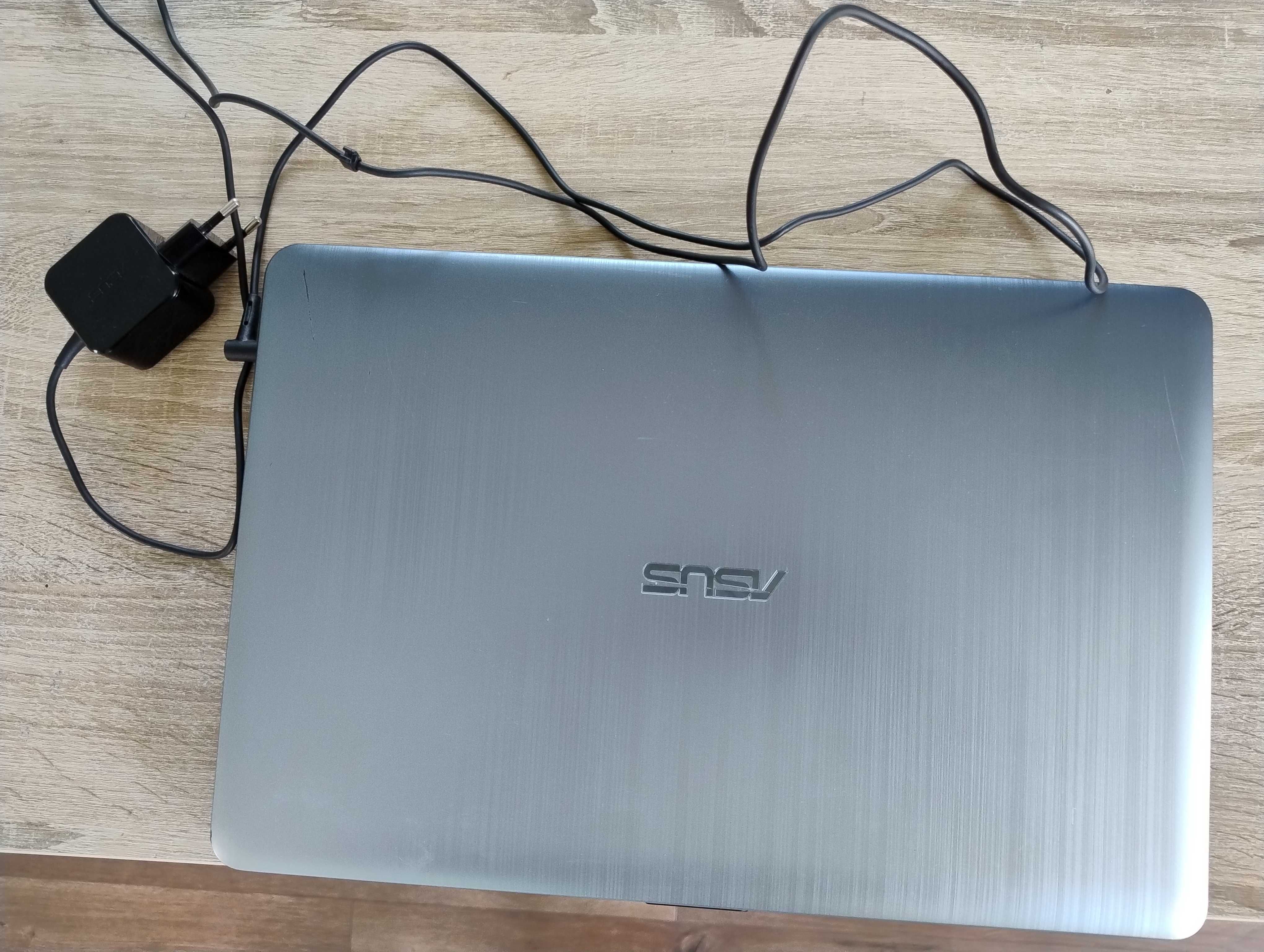 Laptop Asus X541S