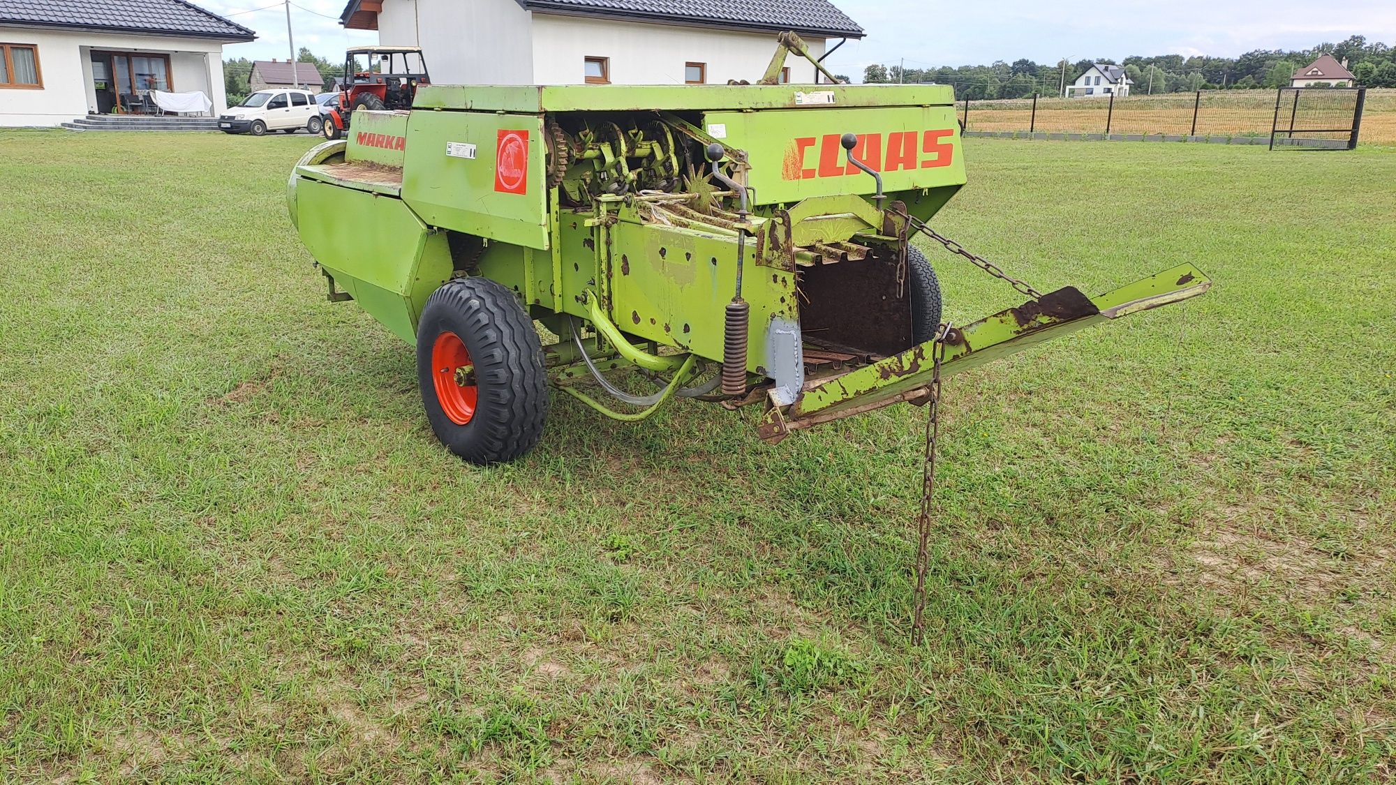 Prasa kostkujaca Claas Markant 5/C-330 Władimirec T25 jak Sipma Z-224