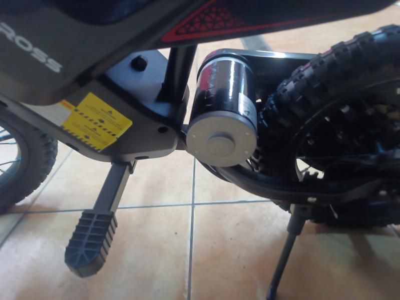 Dziecięcy motor elektryczny