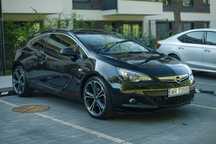 Opel Astra GTC / Xenon / Navi 900" / Sport / Alu OPC 20" / PDC