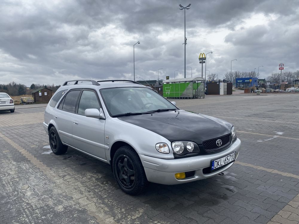 Toyota Corolla e11 1.8 4wd kombi 2001