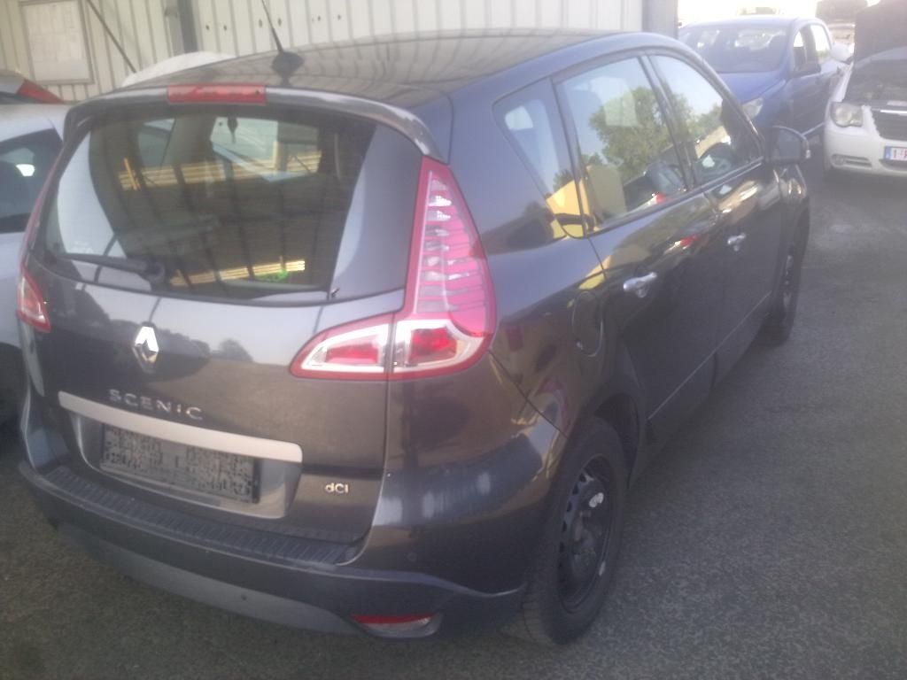 Авторозборка автозапчастини шрот Renault Scenic 3 (Рено Сценік 3)