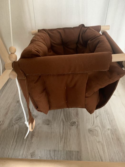 Дитяча гойдалка