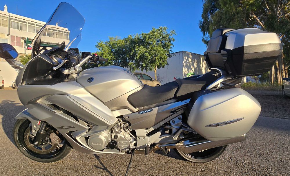 Yamaha FJR 1300 AE (Ultima geração)