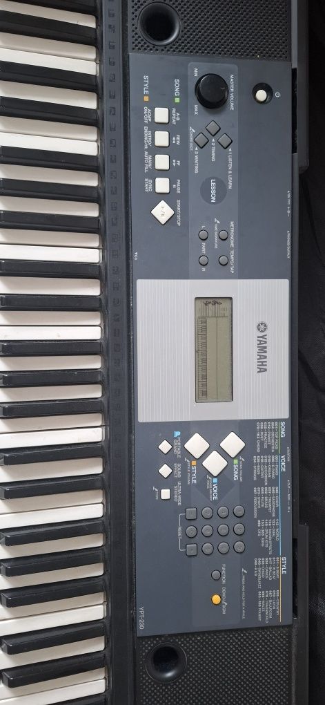Keyboard YAMAHA YPT-230