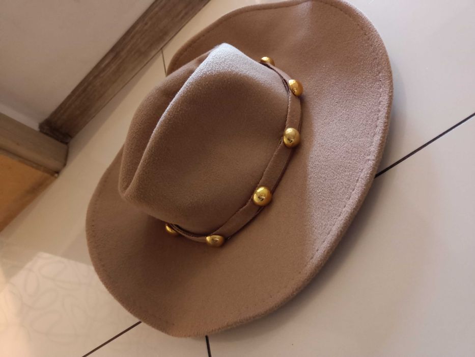 Kapelusz Celine złoto