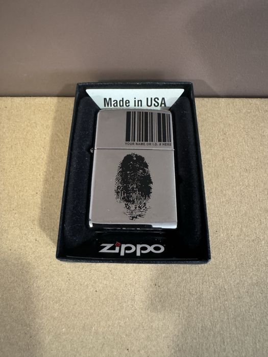 Запальничка Zippo 20836 Finger ID