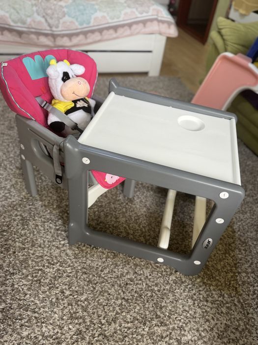 Столик, стільчик для годування-трансформер