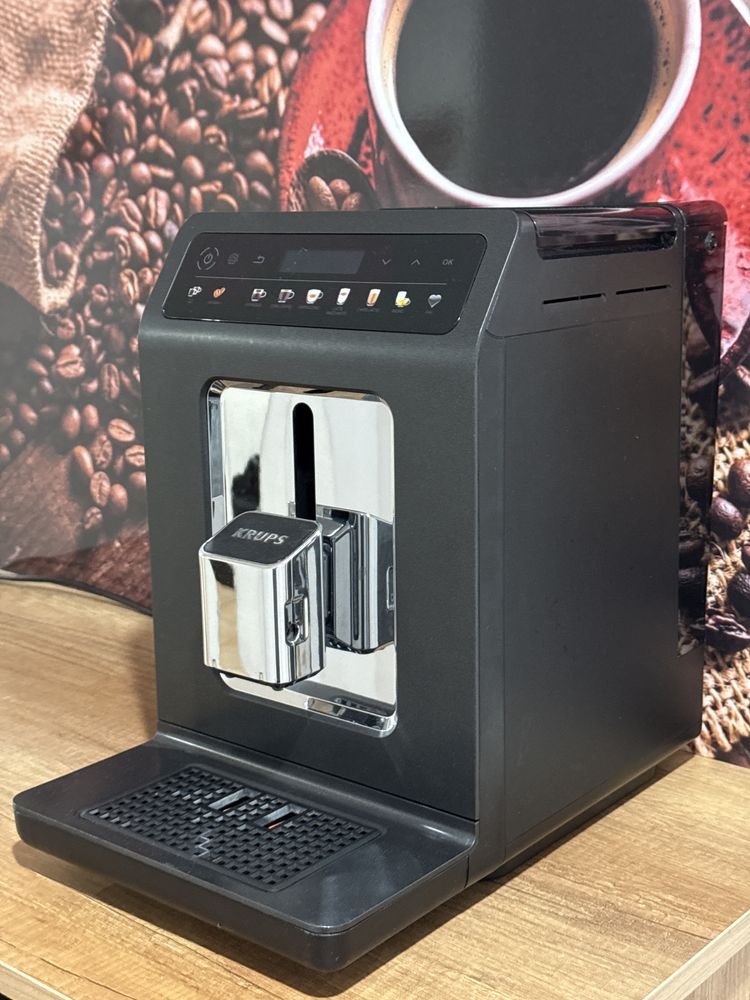 Ekspres do kawy KRUPS EA895 Auto Cappuccino oraz Latte gwarancja