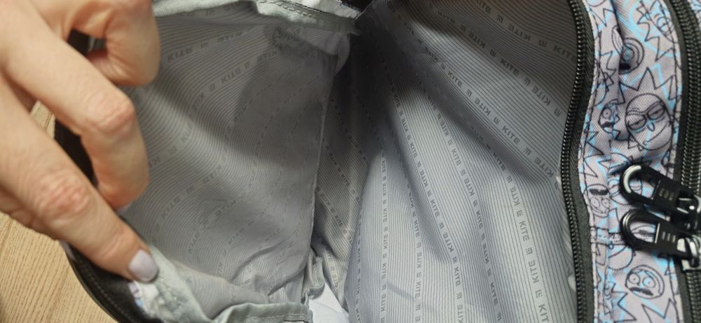 Рюкзак Kite Education Rick and Morty RM22-8001L