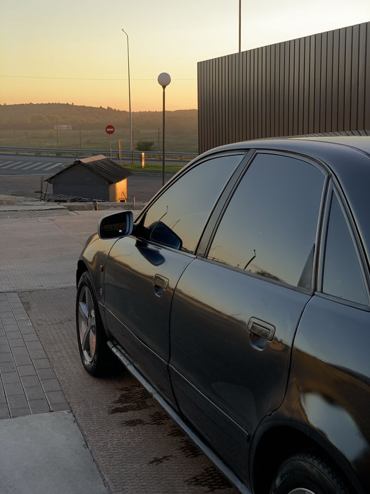 Audi a4   На повному ходу