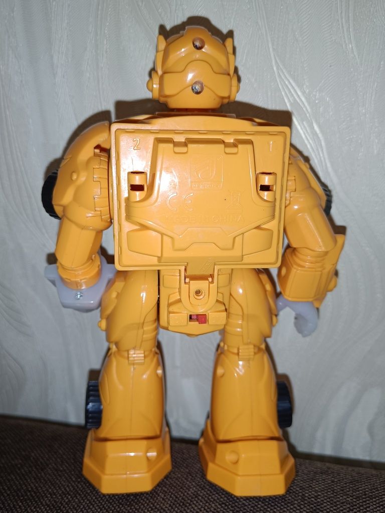 Іграшка робот бамбелбі жовтий трансформер робот bambelbi