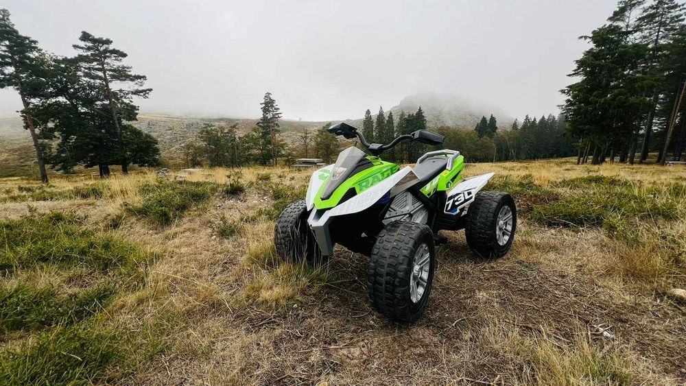 Quad elétrico Injusa 24V – Como novo (opção com rodas suplentes)