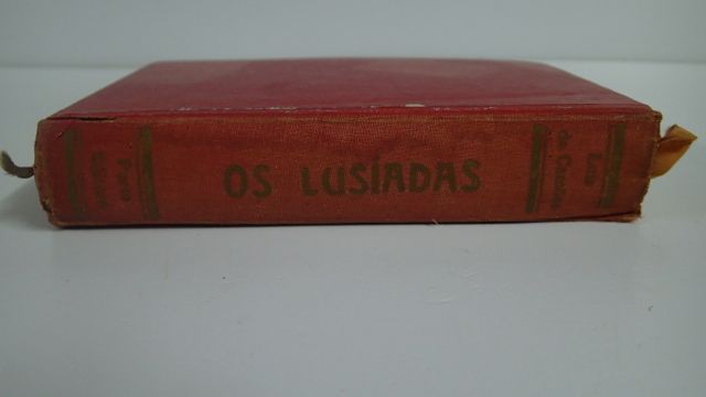 Os Lusiadas , edição antiga da Porto Editora