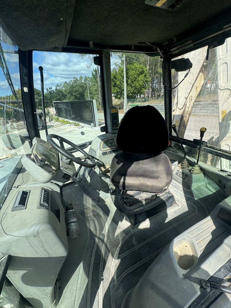 Retroescavadora Terex 860 matriculada