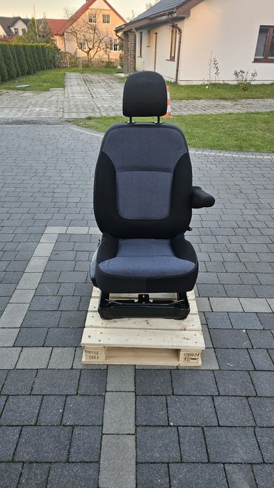 Fotel pasażera prawy Oprl Vivaro Trafic Talento NV300