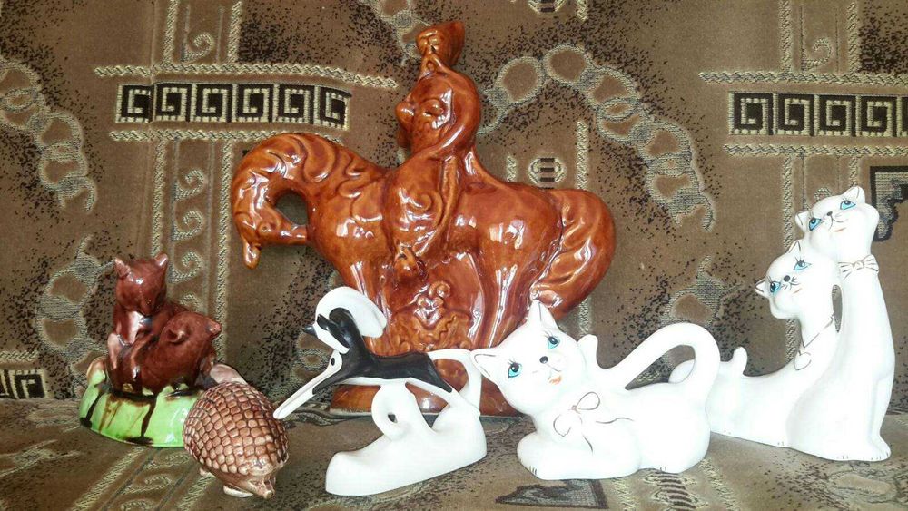 Керамічні, скляні і фарфорові фігурки
