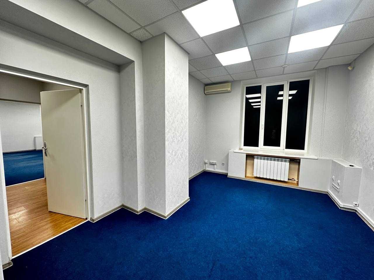 Оренда приміщення під офіс, магазин, банк, салон (240 кв.м.)