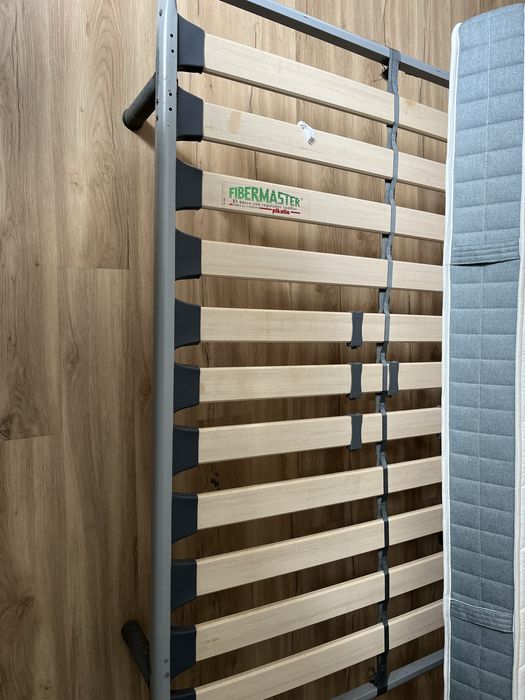 Estrado cama em ferro