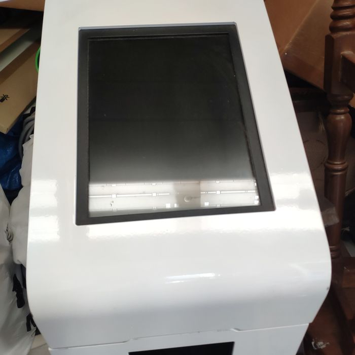 Quiosque dispensador de senhas com impressora térmica e ecrã tátil