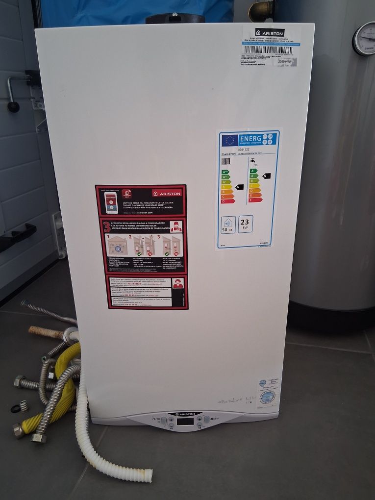 Caldeira Ariston Cares Premium 24 Eu2