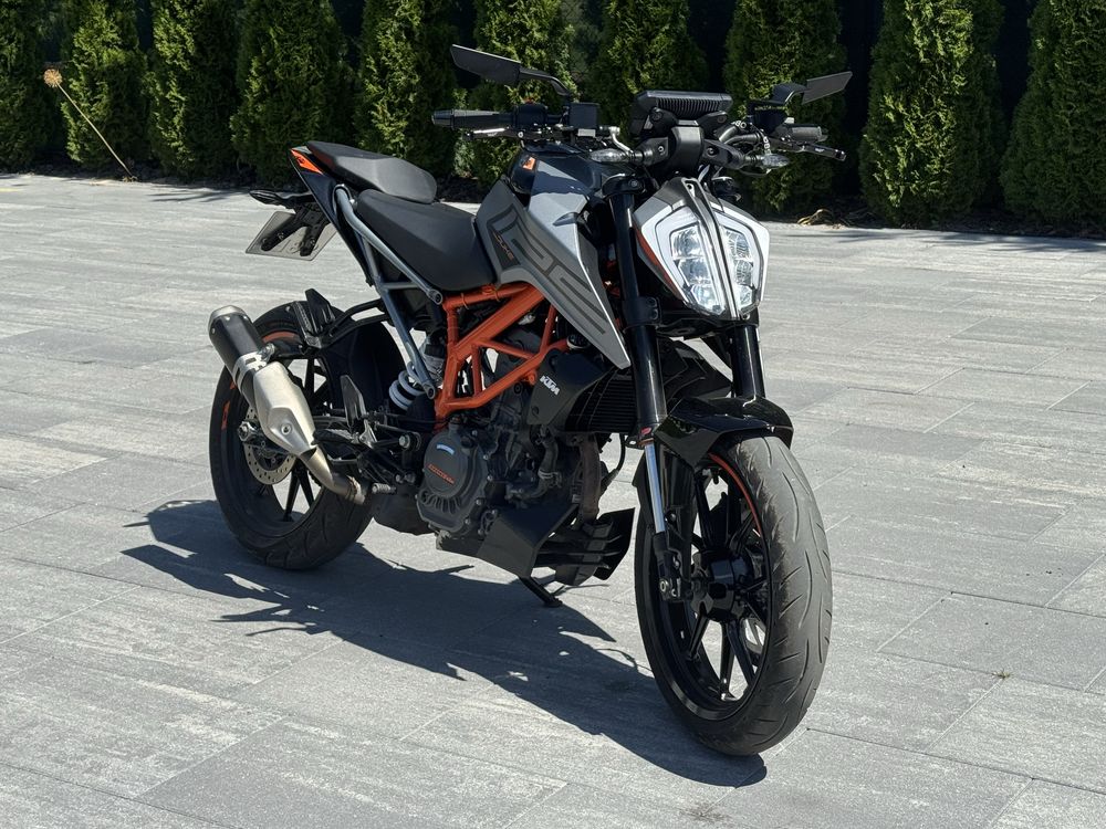 KTM Duke 125 rok 2021