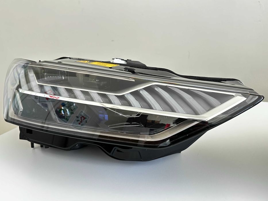 Farol Direito Matrix Laser-LED Audi A7 / S7 / RS7 (4KA) (2018–2024)