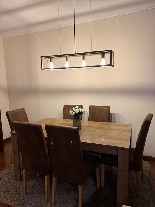 Mobília sala jantar com pouco uso. Como nova!