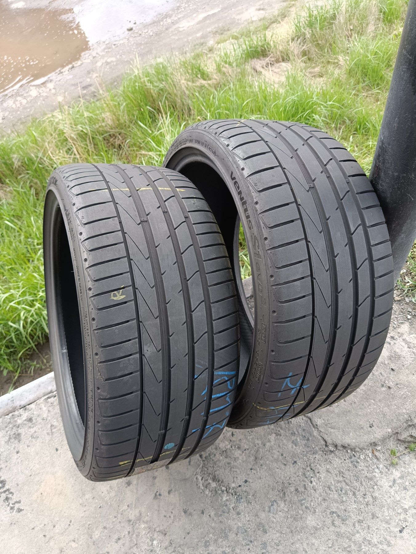 Літні шини Hankook 245/35 R19 резина Р19