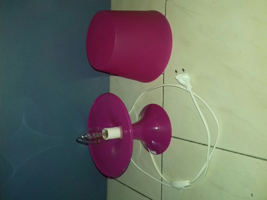 Candeeiro mesa plástica