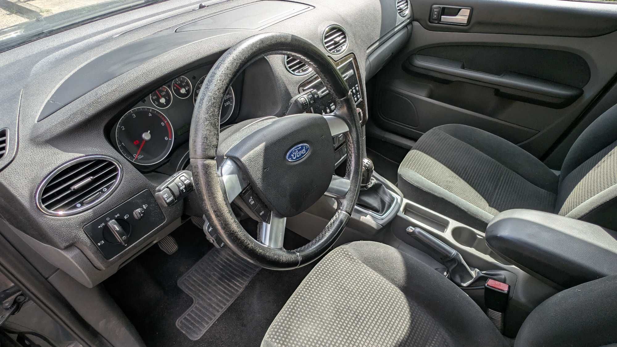 Ford Focus Mk2 kombi Ghia 1.9 TDCi | 2007 | OC/przegląd