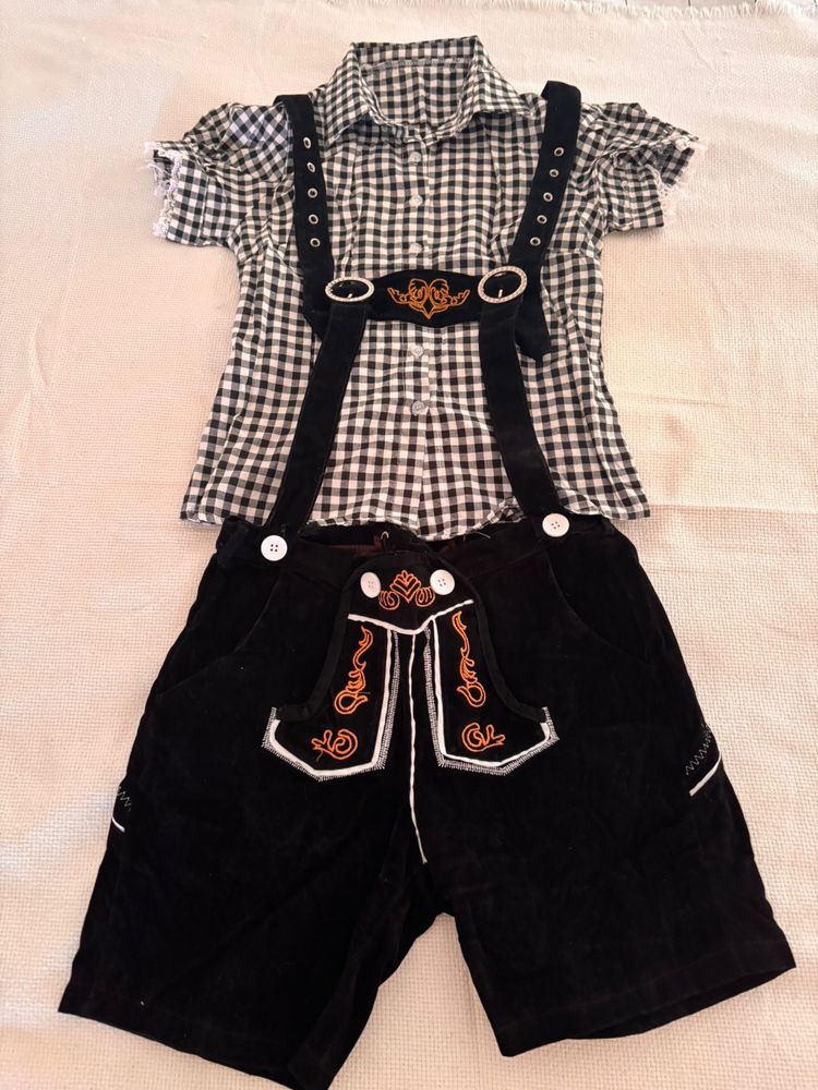Vendo Traje Feminino Oktoberfest - Tamanho SM (Shorts + Blusa)