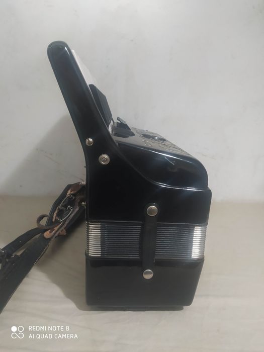 Акордеон Weltmeister Caprice 3/4 34/80