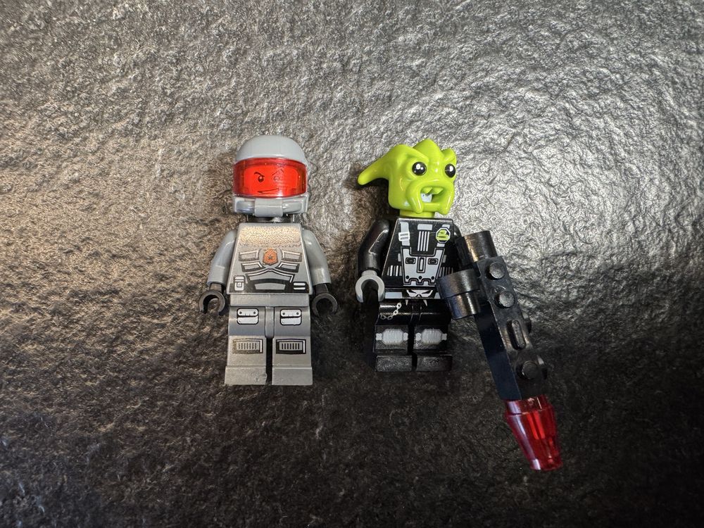 LEGO 5981 Space Police Raid VPR klocki zestaw kosmiczna policja