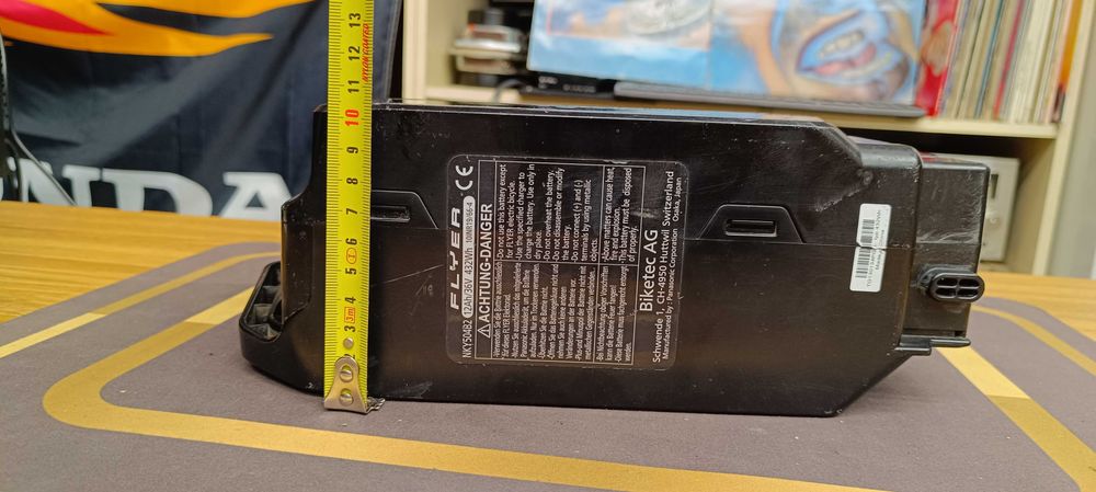 Батарея - з електро-велосипеда Flyer LI-ON- 36V -12 Ah