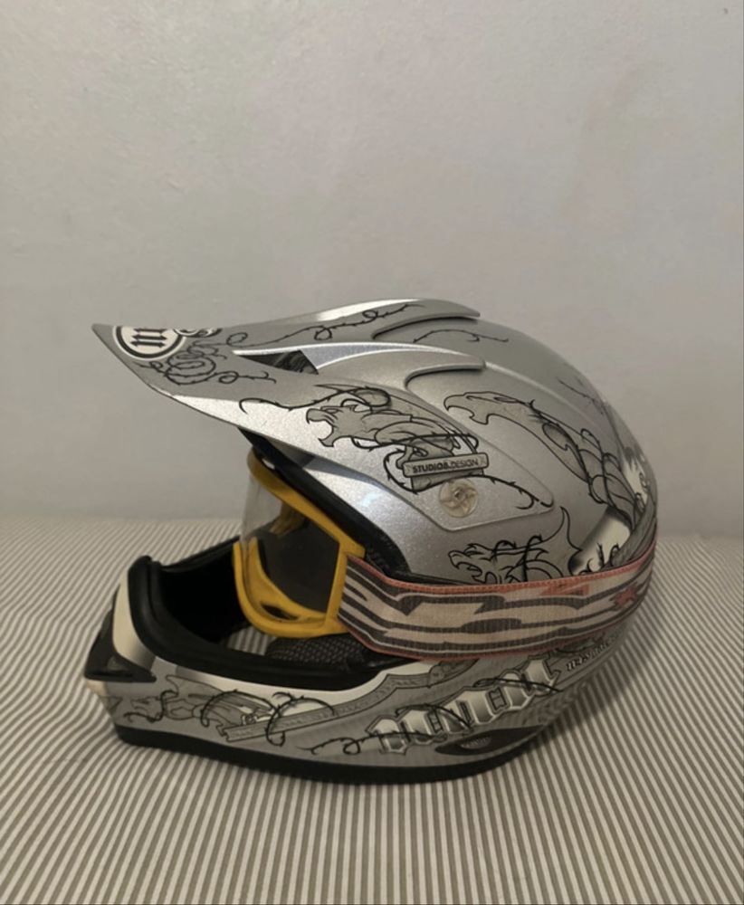 Capacete de mota