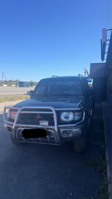 Продам Mitsubishi Pajero вагон 1999 год