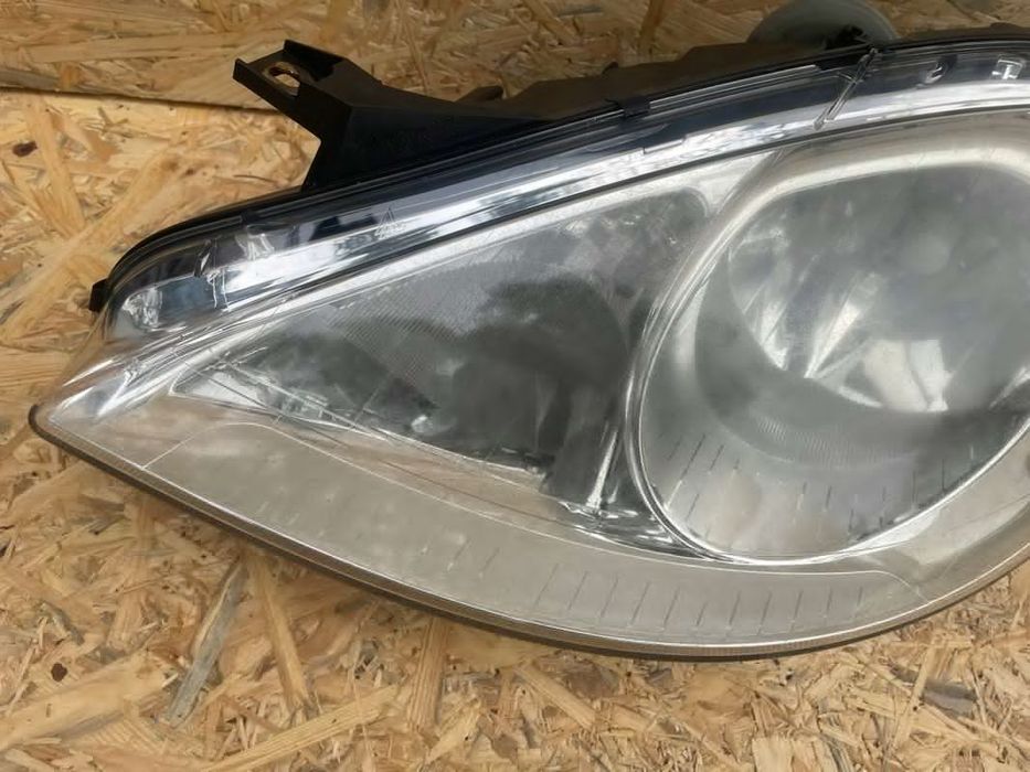 Mercedes A-klasa W169 Lewa Przednia Lampa Europa