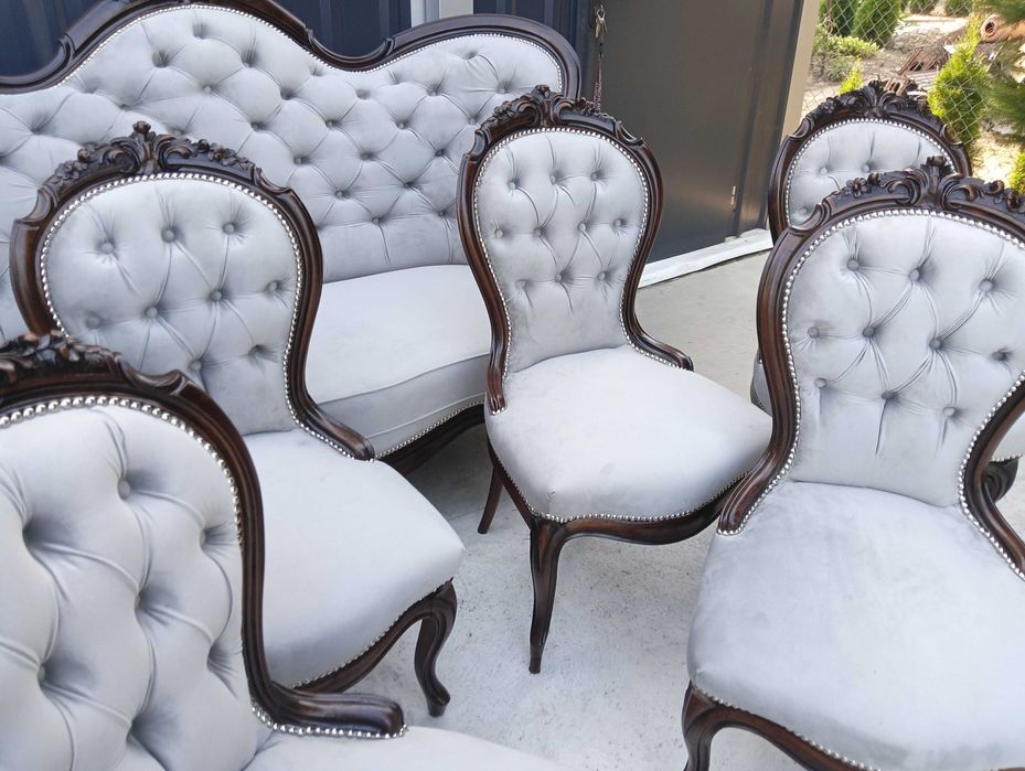 Wypoczynek z fotelami antyk ludwik po renowacji