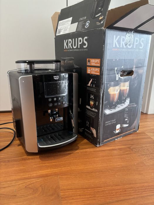 Máquina de Café Automática KRUPS EA817810 Arabica Dis