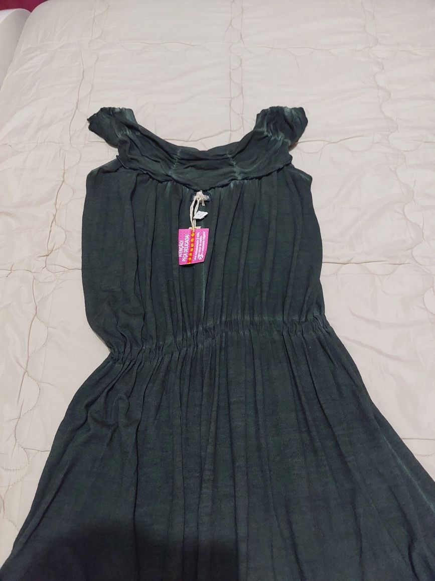Vestido novo pintado à Mão